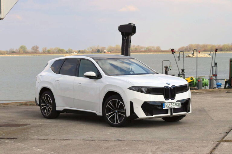 TEST BMW IX3 50 xDrive: Nová iX3 spálila mosty a šokuje brutálnou technikou - AUTOVINY.sk