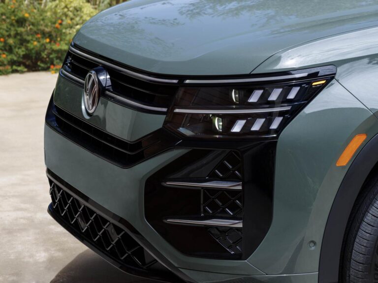 Volkswagen Touareg sa lúči. Čo si kúpiť, keď zmizne z ponuky? Amerika hovorí Atlas Cross Sport
