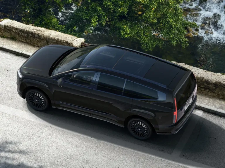 Hyundai IONIQ 9 stavil na čiernu. Black Ink je nový vrchol ponuky