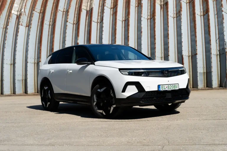 Konečne SUV bez nezmyslov: Namiesto extravagancie dostanete poctivé auto