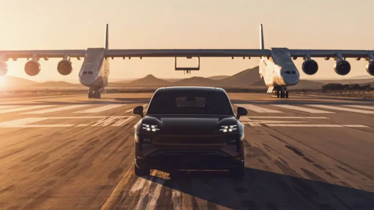 Stabilitu Cayenne overilo Porsche kurióznym experimentom s najväčším lietadlom na svete