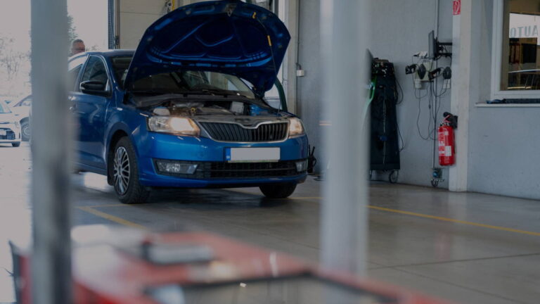 O koľko sú staršie autá náchylnejšie na poruchy? Nové údaje TÜV dávajú jasnú odpoveď - AUTOVINY.sk