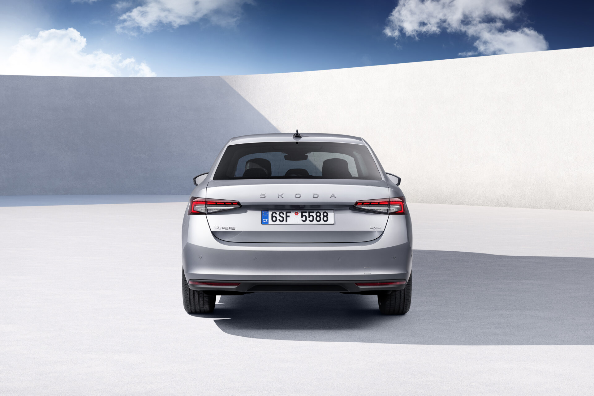 Škoda Superb plug-in hybrid – päťdverová karoséria liftback