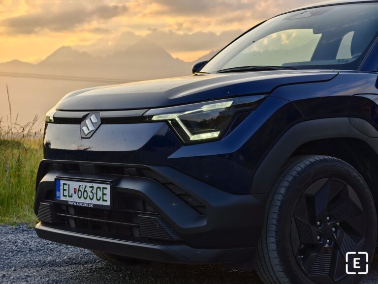 Odpoveď na Twingo aj Hondu: Suzuki zbrojí s novým lacným elektromobilom