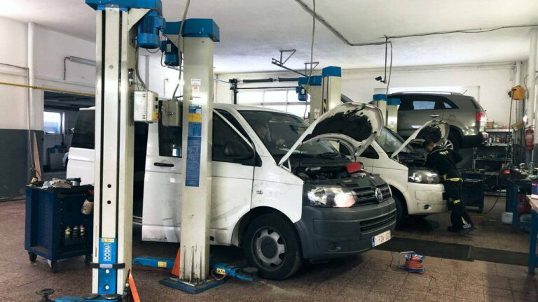 Prečo sú moderné autá menej spoľahlivé? Boli tie staré ozaj lepšie? - AUTOVINY.sk