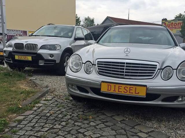 Kúpili by ste auto so skrytou škodou za 64-tisíc? Podvodníci našli novú zbraň v podobe falošných dokladov - Poradňa - Auto - pravda.sk