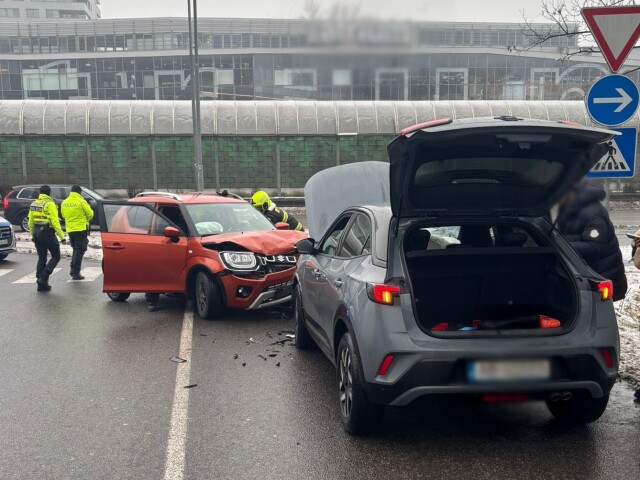 Mali ste nehodu? A viete, že po nej môže byť automaticky pozastavená prevádzka auta a musíte na STK? - Poradňa - Auto - pravda.sk
