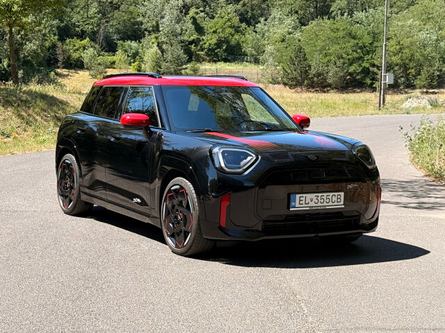 Test: Mini Aceman JCW. Je to skvelá hračka, ale pre koho vlastne? - Testy - Auto - pravda.sk