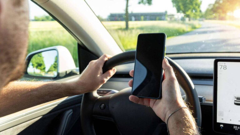 Mobil za volantom už neschováte. Nové radary vás nemilosrdne odfotia, hrozí pokuta 140 eur - AUTOVINY.sk