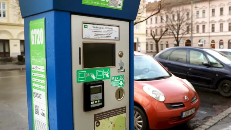 Odstránili 200 parkovacích automatov. Zadarmo ich rozdajú ľuďom