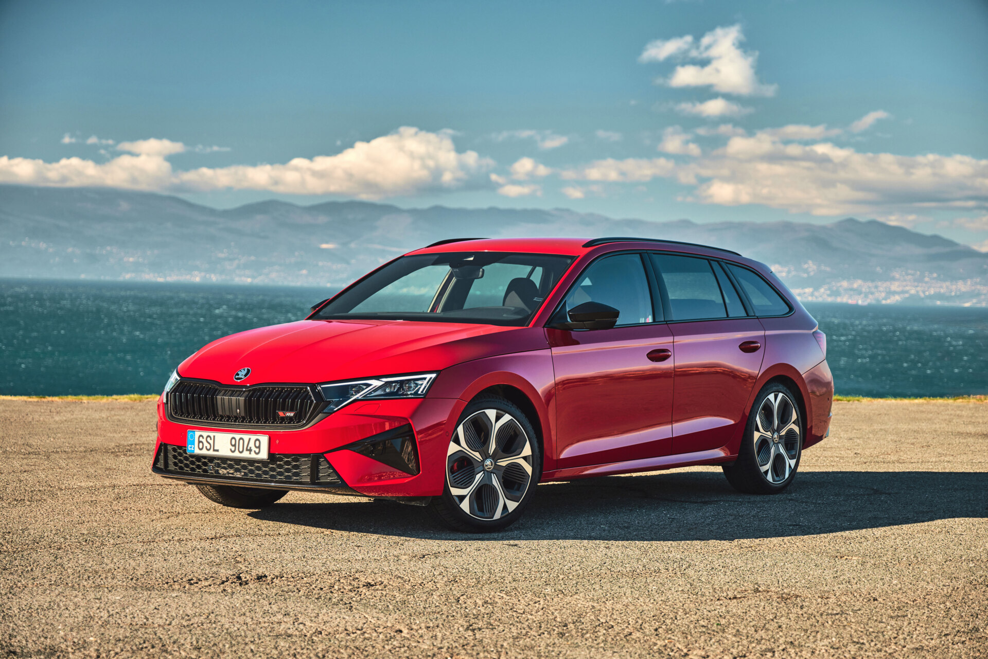 Škoda Octavia Combi RS 2.0 TSI 195 kW