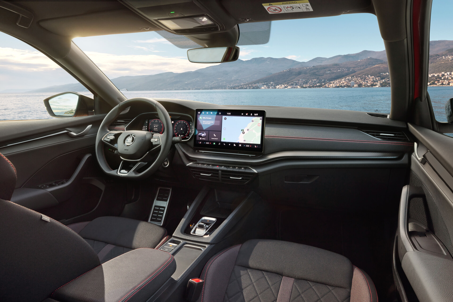 Škoda Octavia Combi RS: interiér
