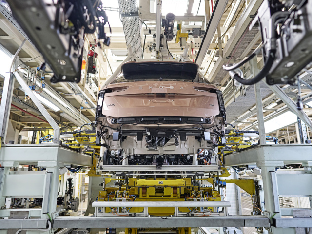 Škoda Peaq: Elektrická vlajková loď je už na linkách - Magazín - Auto - pravda.sk