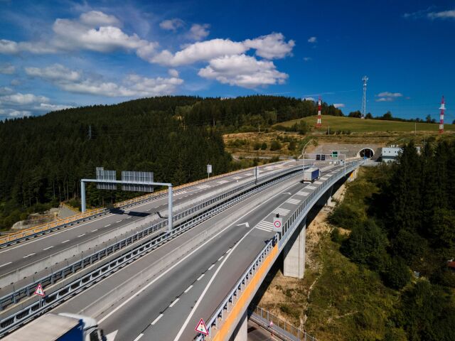 Diaľnica na Kysuciach bude uzavretá dlhšie, uzávera bude trvať takmer do konca augusta - Doprava - Auto - pravda.sk