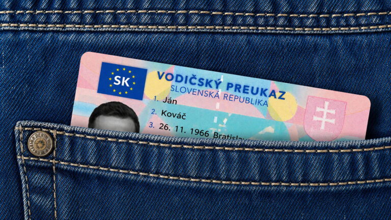 Po 60-ke zákaz šoférovať. Vodičák nezachráni ani lekár