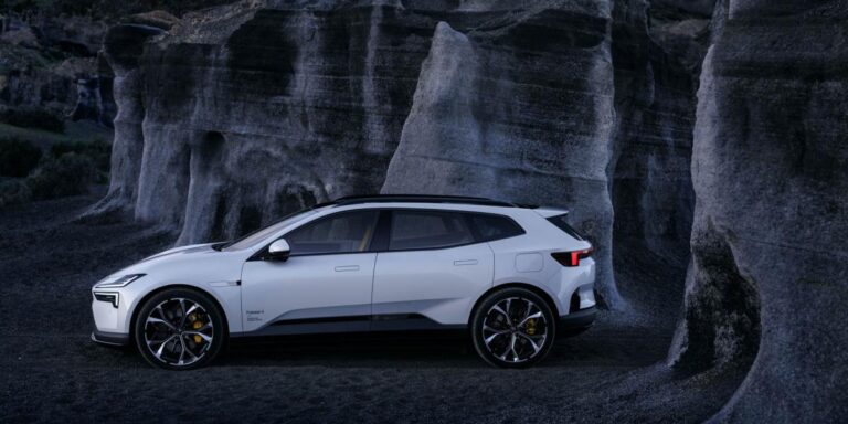 Polestar 4 SUV prináša veľkú zmenu, má zadné okno