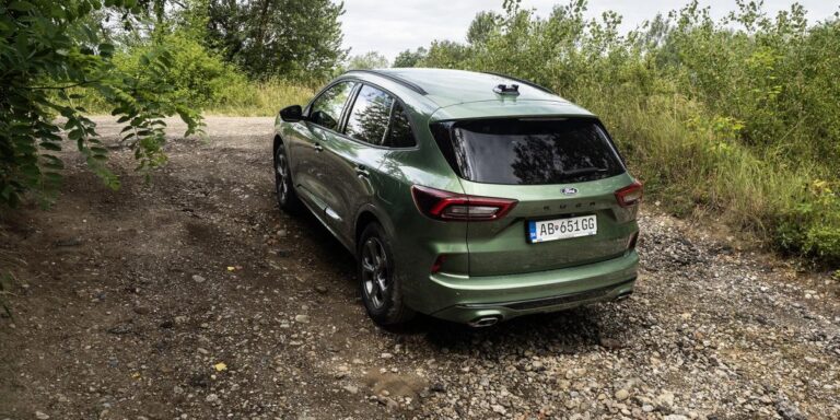 Test: Ford Kuga FHEV AWD - Je toto aktuálne najlepšia ponuka na trhu?