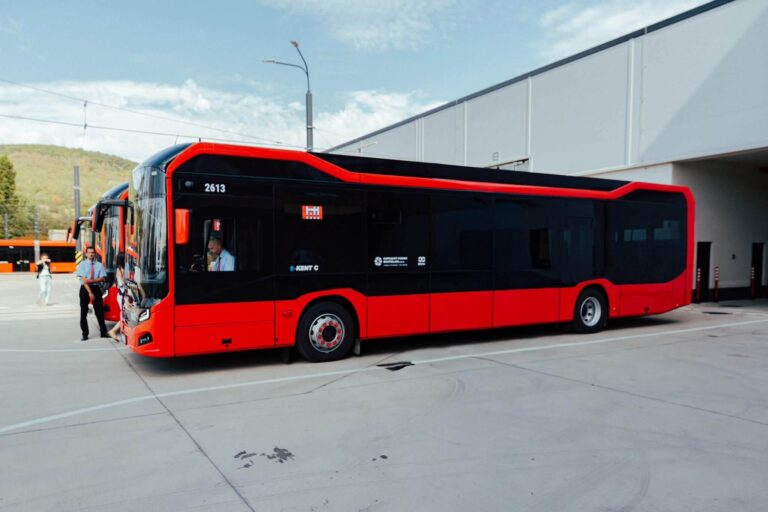 Bratislava dostala nové elektrobusy. Turecký výrobca ich dodal bezplatne
