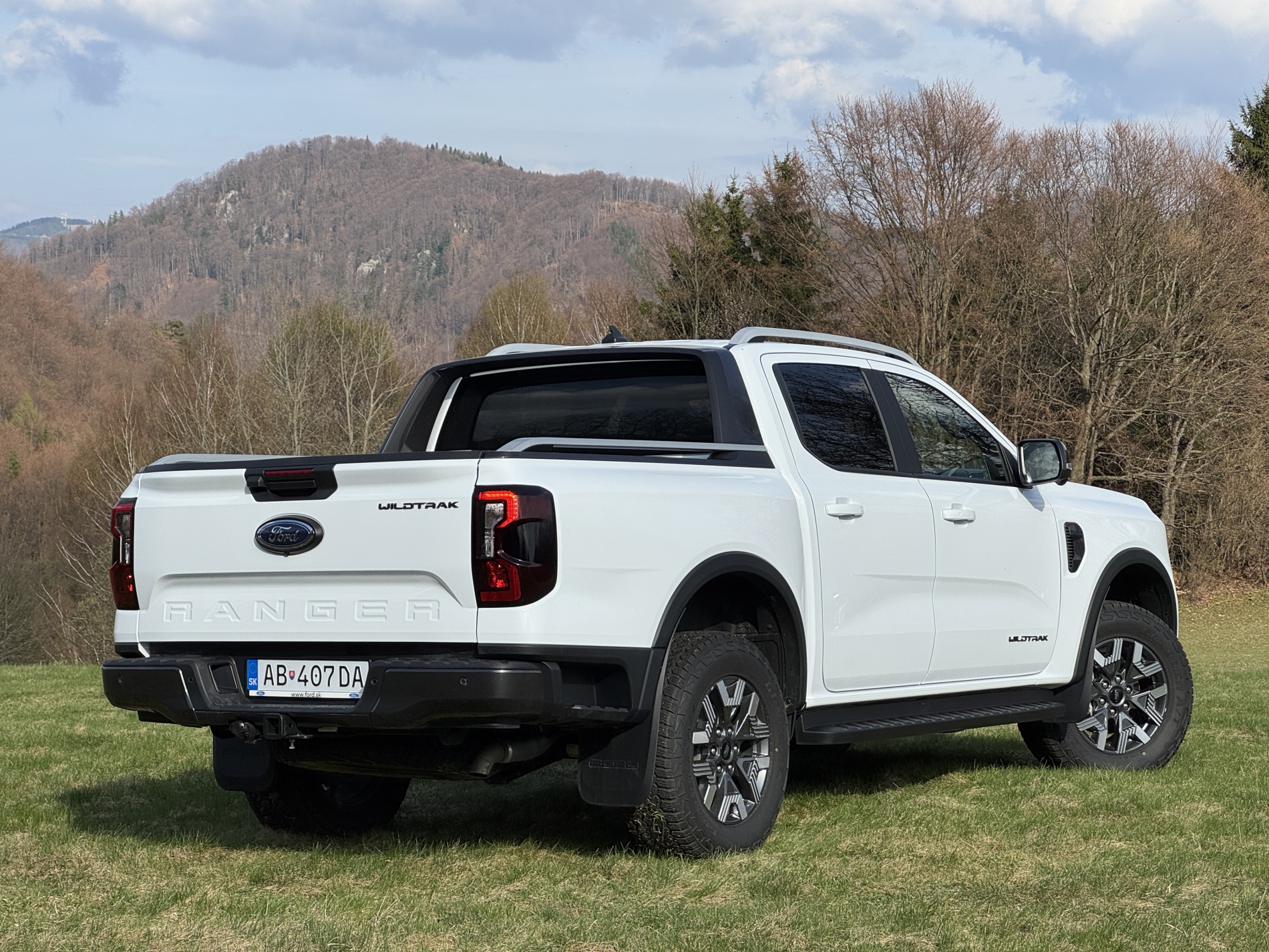 Ford Ranger PHEV cena