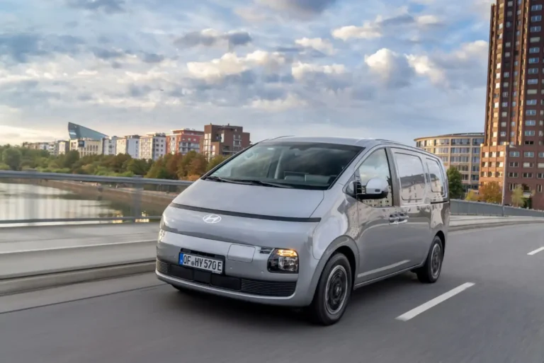 Dvojica nových elektromobilov Hyundai Staria prichádza na slovenský trh
