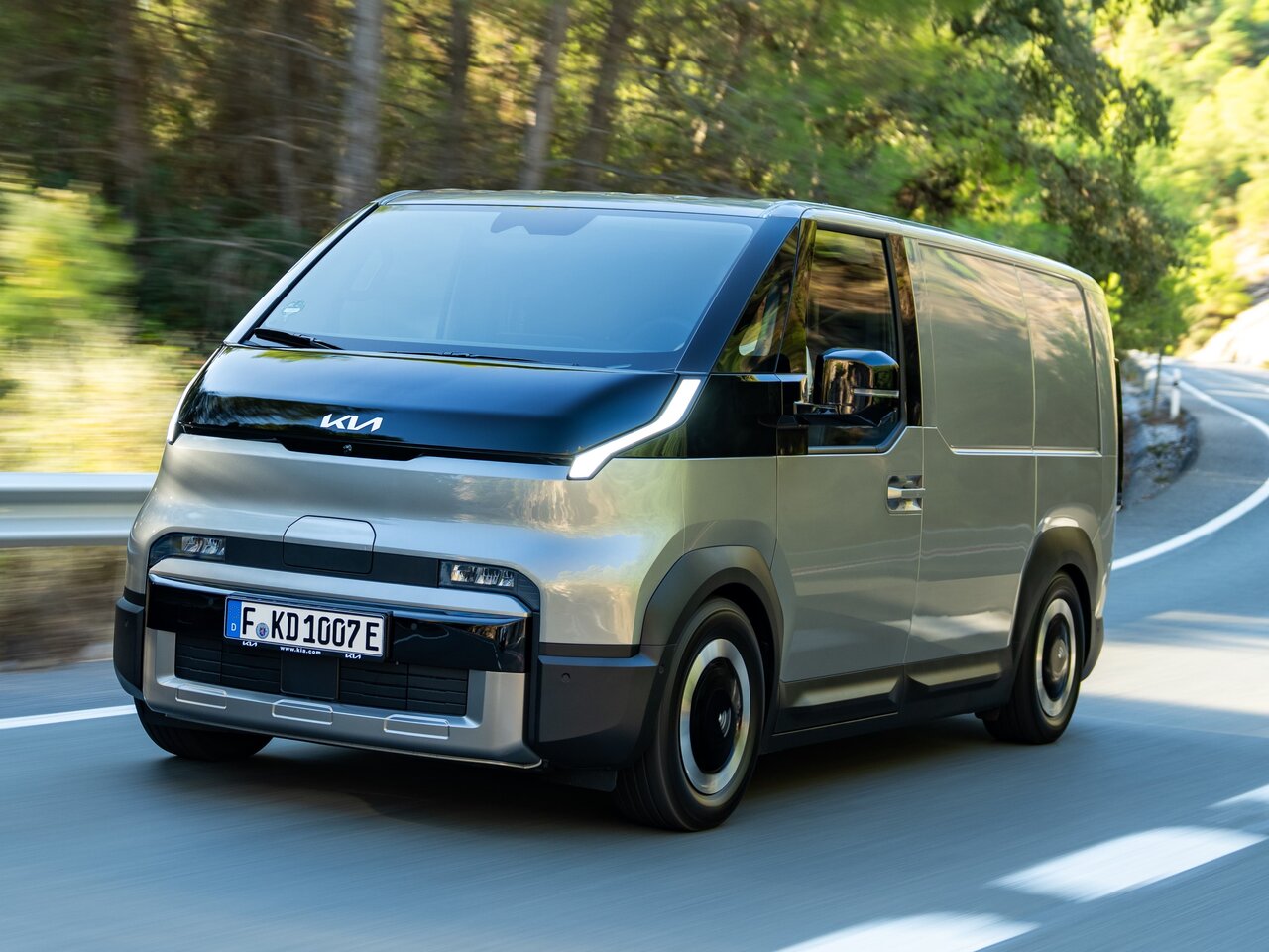 Kia pv5