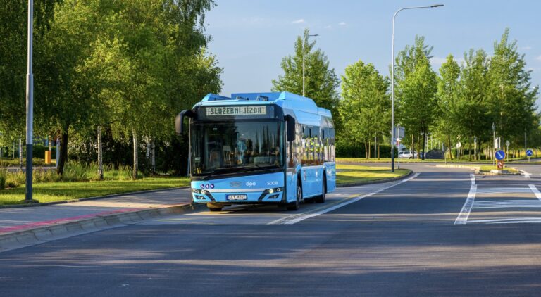 Rekordný tender v Česku: Dopravný podnik Ostrava uzavrel najväčší nákup elektrobusov v histórii