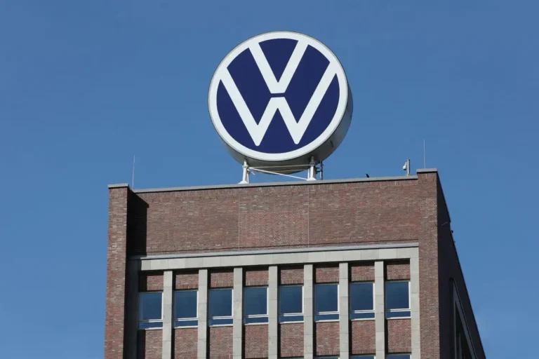 VW končí s výrobou áut v ďalšej fabrike. Namiesto nich tam chce vyrábať protivzdušnú obranu
