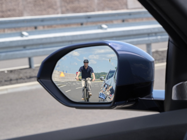 BMW predstavuje symbiotické asistenčné systémy. Nemajú liezť na nervy - Magazín - Auto - pravda.sk