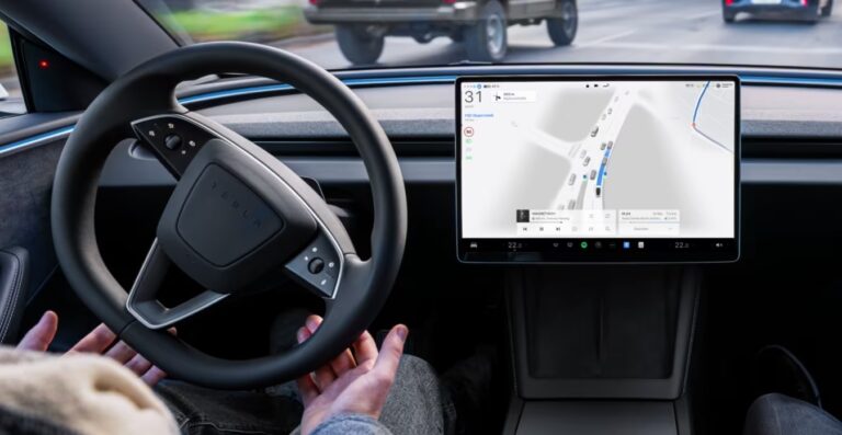 Slovensko zatiaľ čaká: Tesla FSD získala zelenú v ďalšej európskej krajine