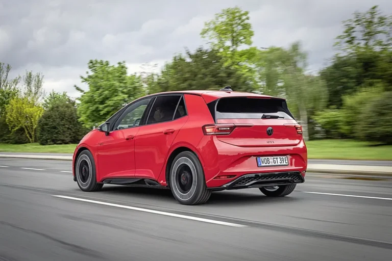 Volkswagen ID.3 GTI: Elektrické GTI má 326 koní a dojazd 601 km