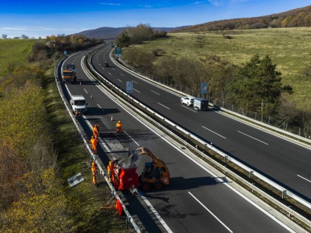 NDS začne opravovať R1 aj D1. Obmedzenia čakajú vodičov pri Trnave, na Spiši aj pri Zvolene - Doprava - Auto - pravda.sk
