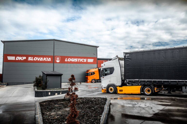 SCANIA V SRDCI - AUTOVINY.sk