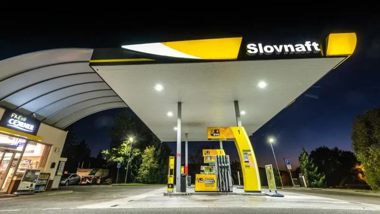 Palivo za 0,80 eura na liter. Vodiči odhalili, kde tankovať lacno
