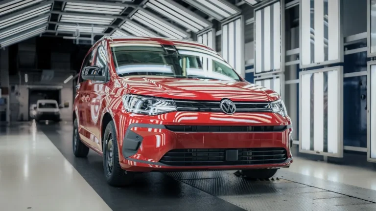 Nový Volkswagen Caddy už schádza z výrobných liniek. Poznáme nemecké ceny