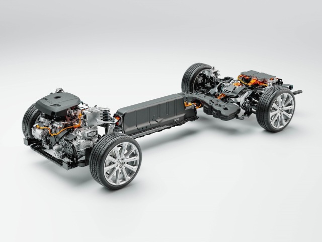 Volvo mení stratégiu. Prichádza s „200-kilometrovými“ plug-in hybridmi - Novinky - Auto - pravda.sk