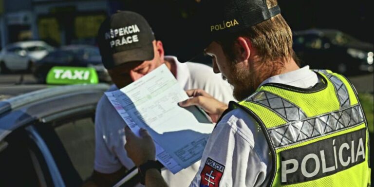 Polícia konečne zasiahla proti taxikárom. 8-hodinový záťah odhalil skrývanú katastrofu aj medzi bežnými vodičmi
