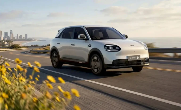 Číňania sa s tým nepárajú. Hatchback Chery Q má niečo, na čom iní šetria