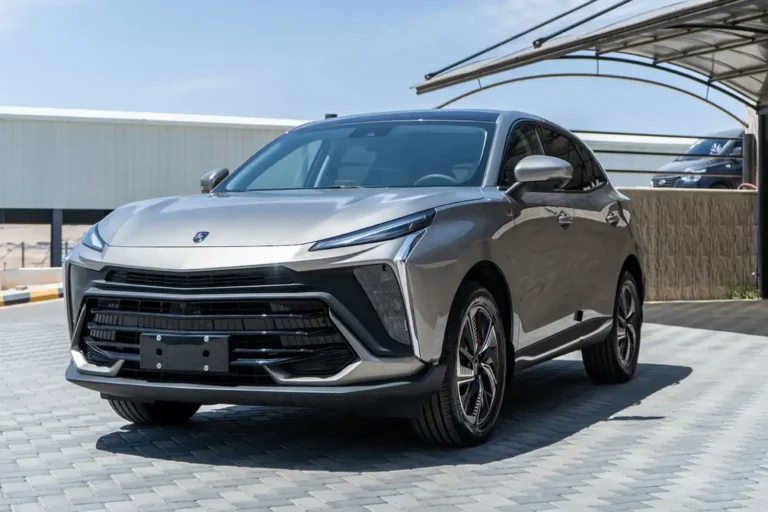 Forthing pritlačil na ceny. Bohato vybavené SUV a MPV teraz začínajú pod 27-tisíc