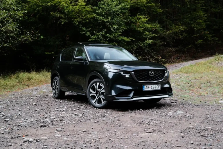 Chcete veľký motor bez turba? V najpoctivejšom SUV ho stále máte