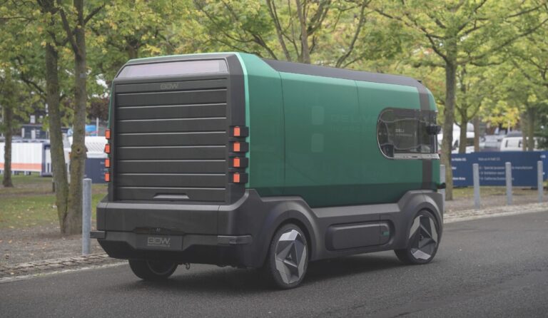 Krabica na kolesách bez vodiča aj kabíny. Stellantis ukázal autonómne doručovacie vozidlo BOW