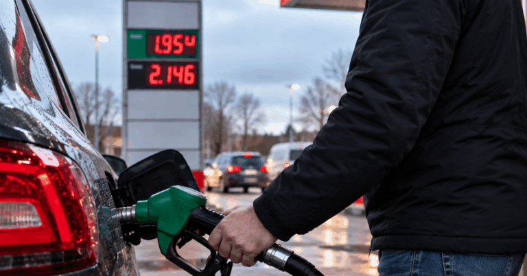 Nafta na Slovensku atakuje 1,97 eura. Experti varujú, že zdražovaniu ešte nie je koniec - AUTOVINY.sk