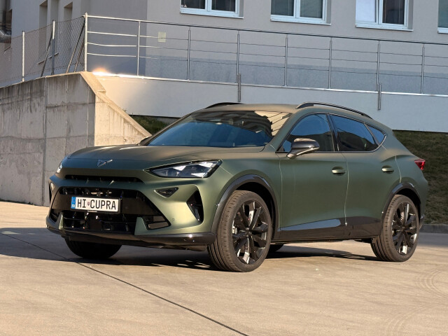 Test: Cupra Formentor Tribe edition. „Zelený provokatér“ ponúka viac než len atraktívnu tvár - Testy - Auto - pravda.sk