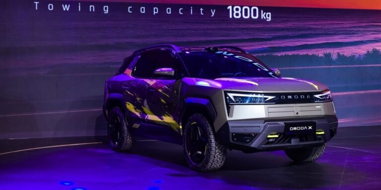 Omoda X: Hranaté čínske SUV so štvorkolkou príde ako hybrid, plug-in hybrid aj elektromobil