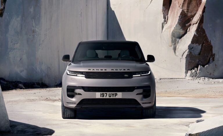 Range Rover Sport Electric má 550 koní a zvládne aj 900 mm vody
