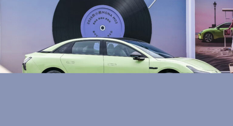 Umelá inteligencia pre masy: Xpeng predstavil aerodynamický elektromobil s mimoriadne nízkou cenou